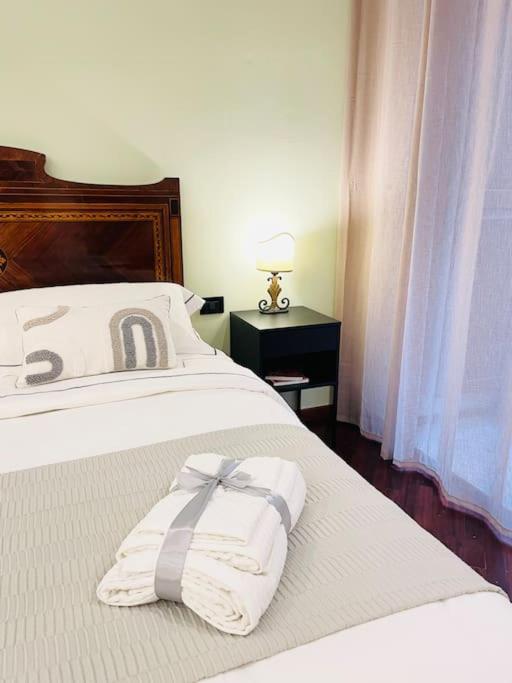 Re Gallo Luxury Apartment Plebiscito In Via Chiaia Napoli Eksteriør billede